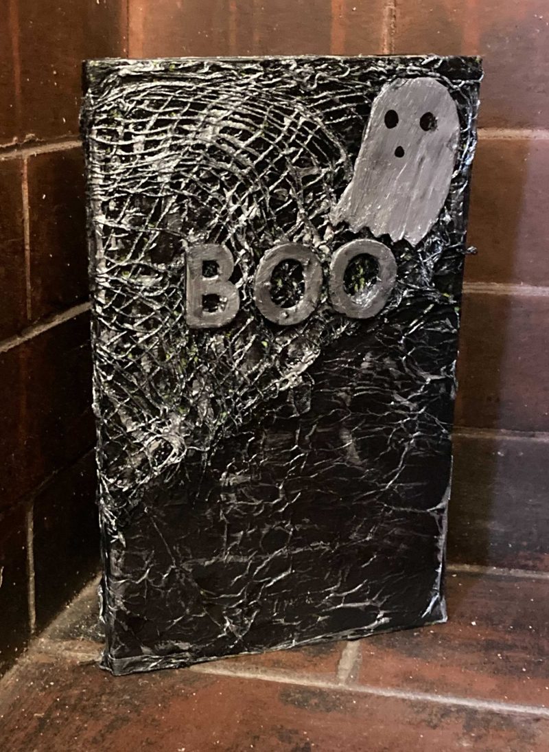 Grab & Go Crafts for Adults & Teens - DIY Spooky Books
